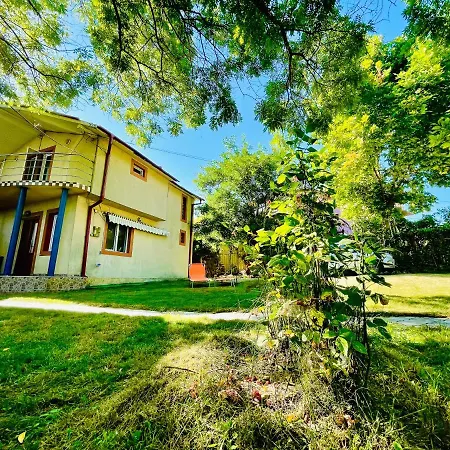 Minerva Langa Plaja Vila